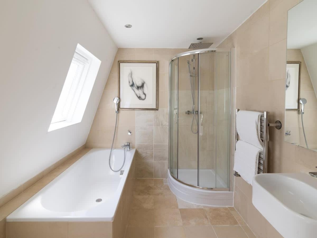 Chic Portobello Retreat 6 Guests Holiday home *