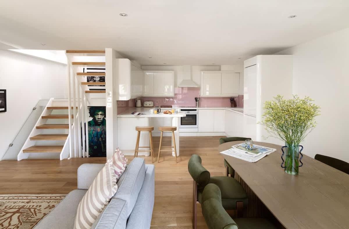 Chic Portobello Retreat 6 Guests * London